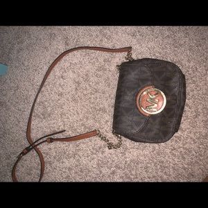 Michael kors crossbody